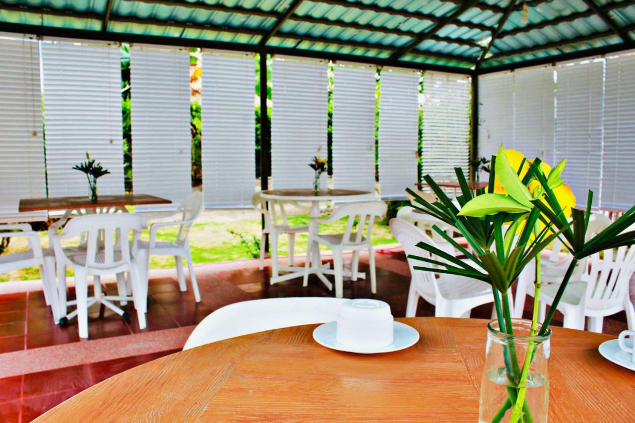 Oceanic Lodge Tonsupa Ngoại thất bức ảnh